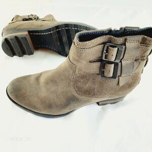 Size 7 Sorel leather Streetwear Ankle Boots